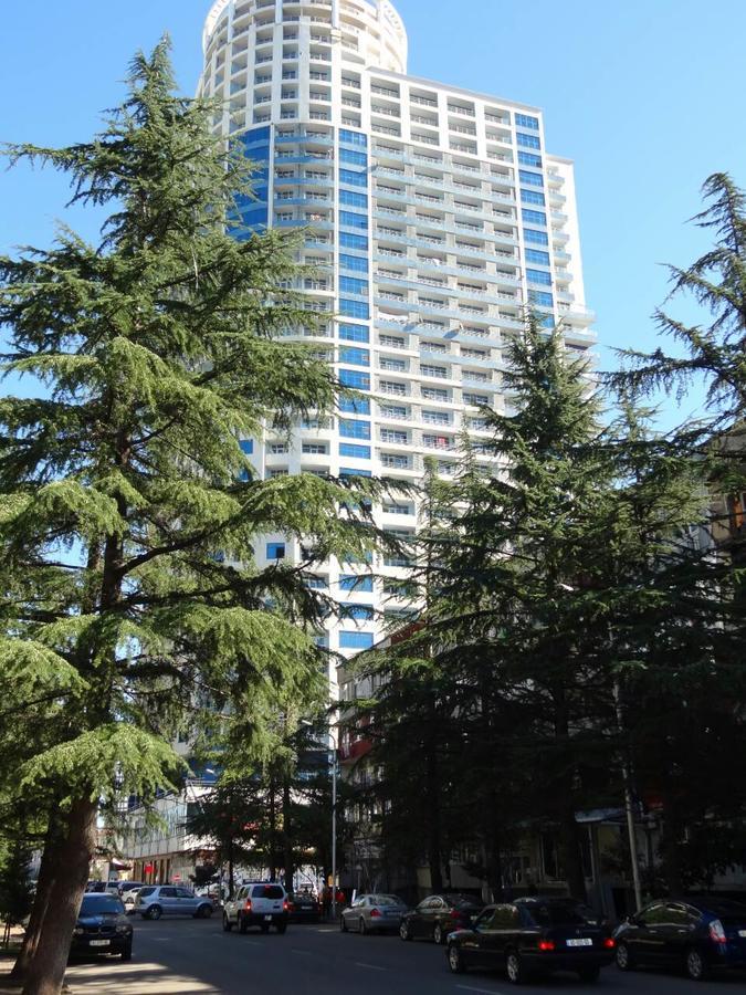 V&A Lux Apartments บาทูมิ ภายนอก รูปภาพ