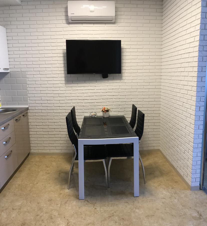 V&A Lux Apartments บาทูมิ ภายนอก รูปภาพ