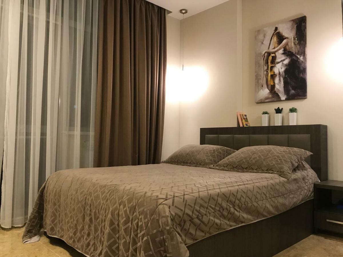 V&A Lux Apartments บาทูมิ ภายนอก รูปภาพ